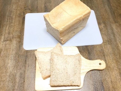 自家製酵母　酵母パン　ライ麦食パン